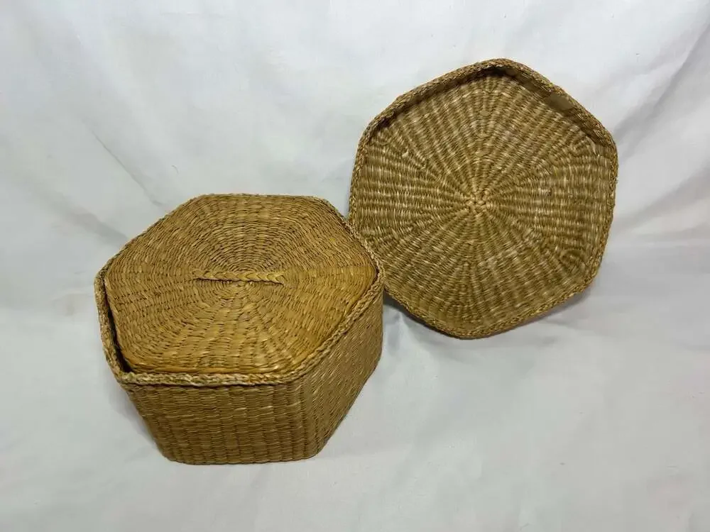 Handmade octagonal sweet grass nesting baskets tightly woven vintage beautiful